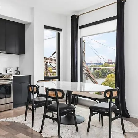 Oasis On The River With Garage Walk To Downtown Apartment Nashville