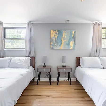 Spacious In A Quiet Neighborhood * Nashville