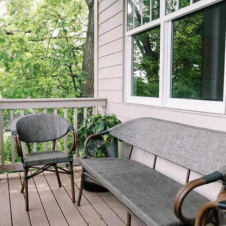 Gorgeous 6 Bed Close To Downtown, Walkable