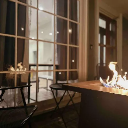 Luxe In King W Fire Pit Fun & Games * Nashville