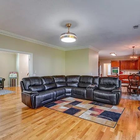 Holiday home Spacious Antioch 15 Mi To Downtown