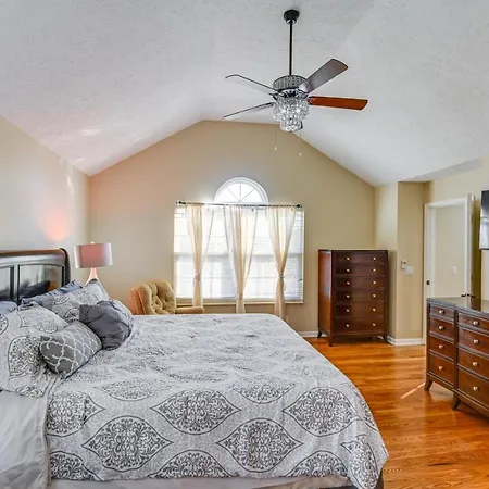 Holiday home Spacious Antioch 15 Mi To Downtown