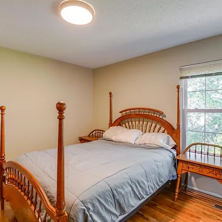 Holiday home Spacious Antioch 15 Mi To Downtown
