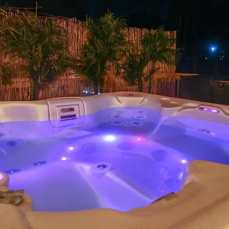 Holiday home Music City Retreat Private Pool, Hot Tub, & Park Nashville