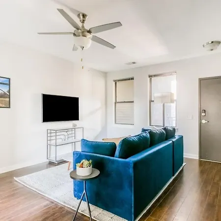 Cozysuites Two Classy Music Row Apartment
