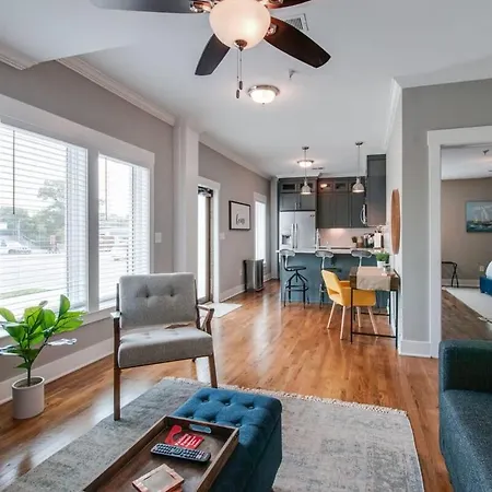 Apartment New With 2 King Beds Walk To Bars Nashville