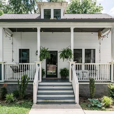 Holiday home Modern Boho Family House Near Shops In East