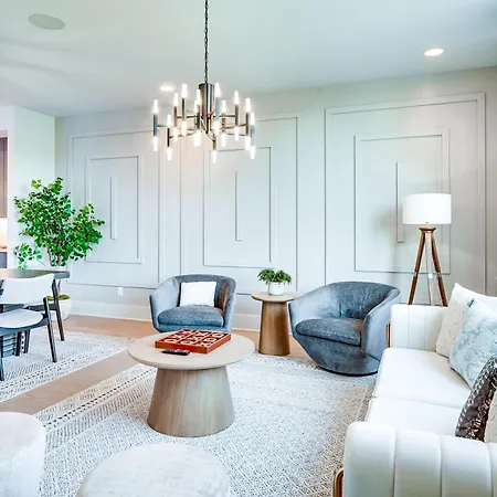 Sky High Cowgirl Luxe 4br With Rooftopdeck Karaoke Nashville