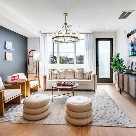 Holiday home The Duo - 24 Beds & Stunning City Views Rare Find
