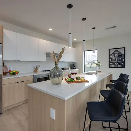 Holiday home Hyve - Haven Heights - Walk To Broadway *