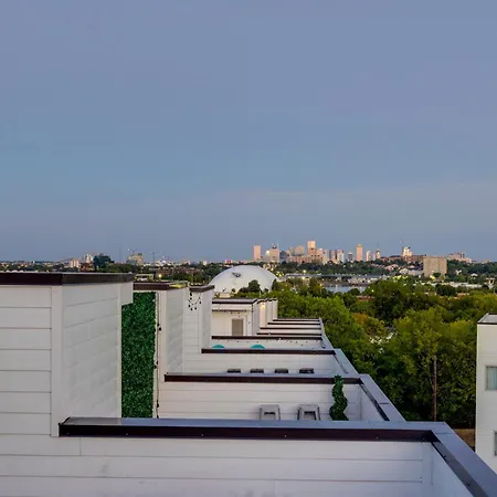 Holiday home Rooftop Skyline Views Dt Nash Sleeps 12 Nashville