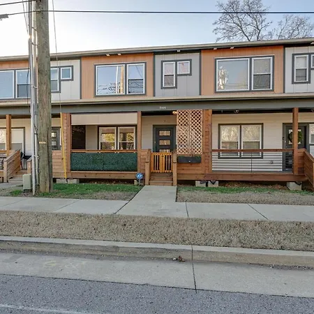 Cozy 2 Bed Twnhse Close 2 Dt Sleeps 4 Holiday home Nashville