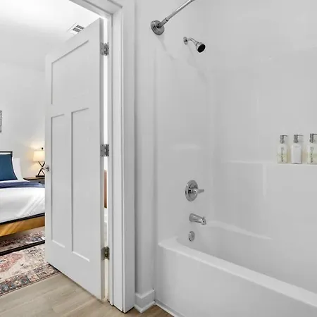 Cozysuites Music Row Spacious 1br Nashville! 56 Apartment Nashville