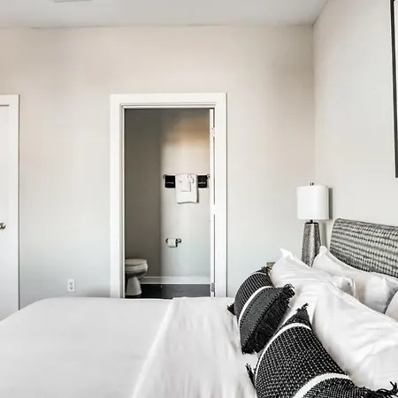Apartment Cozysuites Music Row Spacious 2br In Nashville! 46 *