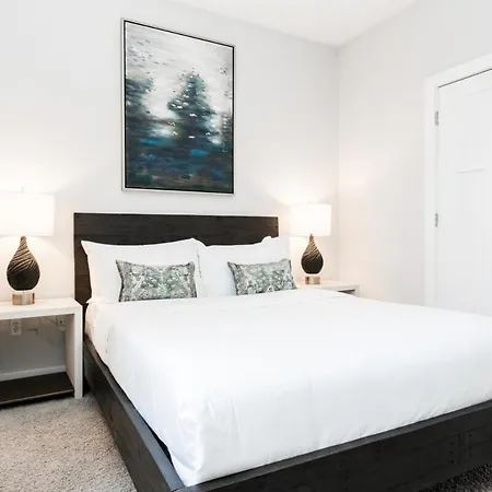 Two Cozysuites Charming Music Row Apartment Nashville