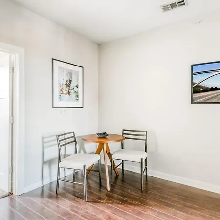 Apartment Two Cozysuites Spacious Music Row