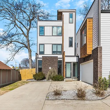 Modern Luxury Rooftop Deck, 3 Mi To Downtown