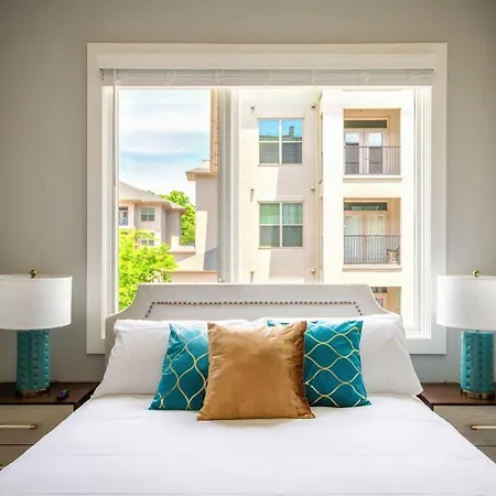 2 Luxe Midtown Homes - Sleeps 24 - Mins To Broadway *