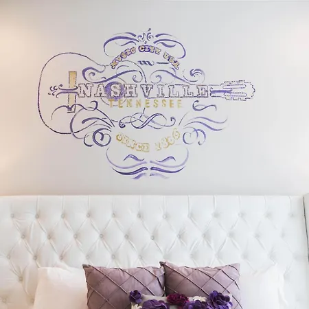 Holiday home 2 Luxe Midtown Homes - Sleeps 24 - Mins To Broadway Nashville