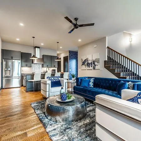 2 Luxe Gulch Homes - Rooftop Deck - Sleeps 24 Holiday home *
