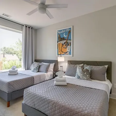 New East Oasis 13beds Roofdeck Free Parking