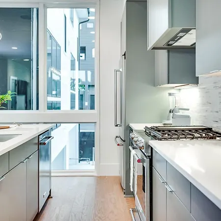 Sky High Cowgirl Luxe 4br With Rooftopdeck Karaoke *