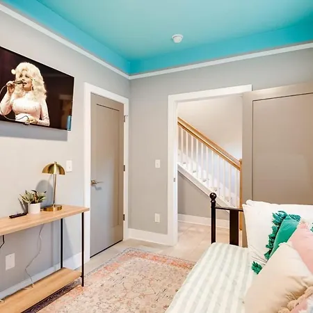 Holiday home New Dolly's Oasis 13beds City Views Near Downtown Nashville