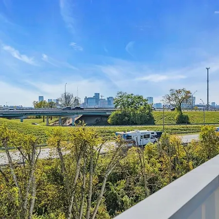 New Diva Retreat 13beds Rooftop Views Free Parking Holiday home