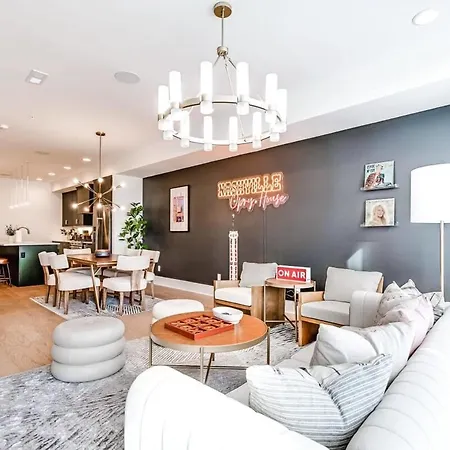 The Duo - 24 Beds & Stunning City Views Rare Find Nashville