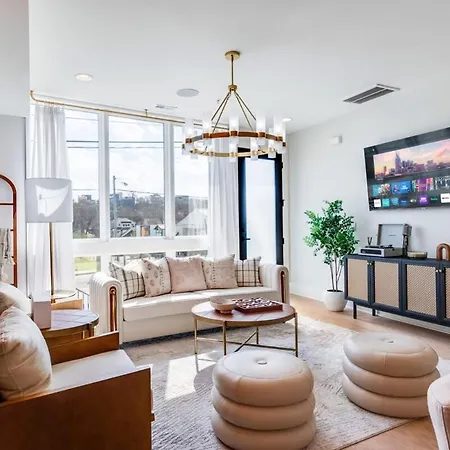 The Duo - 24 Beds & Stunning City Views Rare Find Nashville