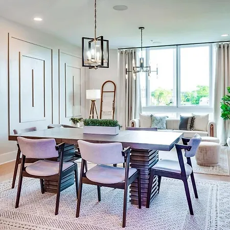 The Duo - 24 Beds & Stunning City Views Rare Find