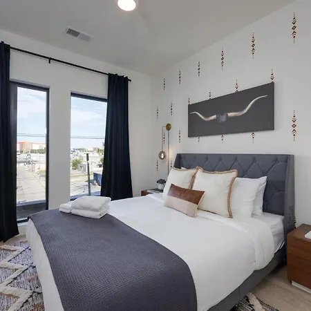 Holiday home Hyve - Haven Heights - Walk To Broadway