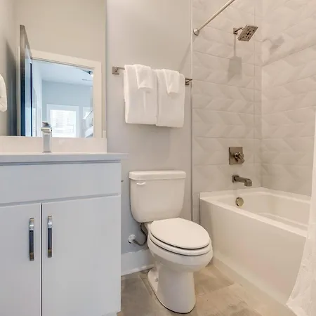 - 2998 Belwood St * Nashville