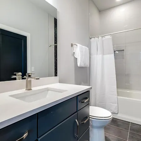 - 2998 Belwood St * Nashville