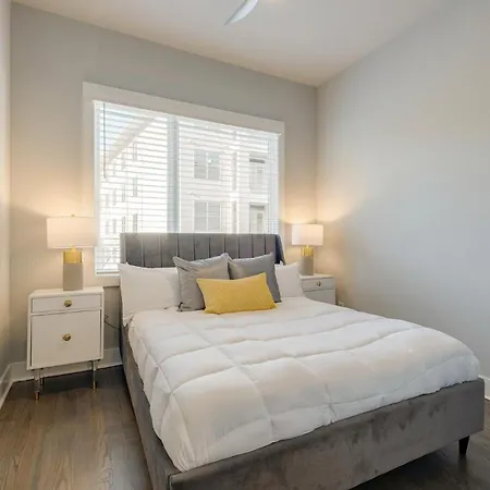 Holiday home - 2998 Belwood St Nashville