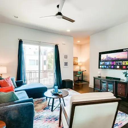 Holiday home Game And Skydeck - Book Today