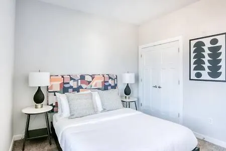 Two Cozysuites Bold Music Row In * Nashville