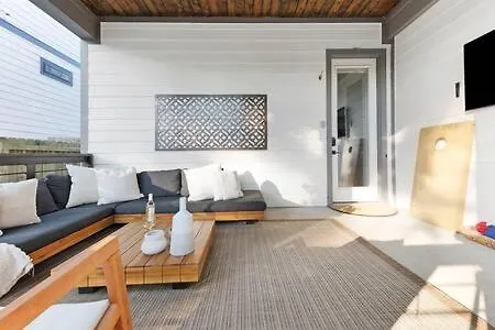 The Maple House - Huge Backyard & Mins To Broadway * Nashville