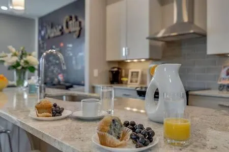 Twin Homes With Airy Rooftops & Photo Ops Holiday home *