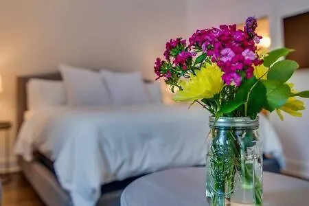 Holiday home Twin Homes With Airy Rooftops & Photo Ops *