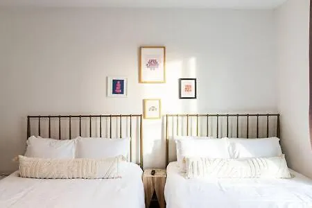 Luxe Hillsboro Village Homes For 24 With 4 Patios, Rooftops And Garage Parking, Gourmet Kitchens And Smart Tvs, Walk To Vanderbilt, Pancake Pantry And Fido, 24hr Hospitality, 10 Min To Broadway And The Parthenon *