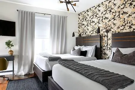 Holiday home Hillsboro Village Rooftop Retreat With Views, Sleep 12 With Gourmet Kitchen, Smart Tvs & Garage, Walk To Vanderbilt, Pancake Pantry And Boutique Shopping, Minutes To Broadway, 12 South And The Parthenon, Perfect For Groups, 24hr Hospitality