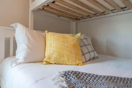 East Nashville Retreat For 10 Guests Holiday home
