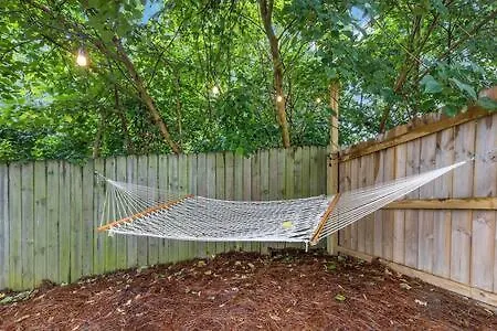The Blue - 4 Beds And 7 Mins To Broadway! Apartment Nashville