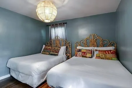 1-story Home, Fenced Yard, Grill, Firepit, Parking, Sleeps 10, Pet-friendly, Smart Tvs, 10 Mins To Nissan Stadium & Five Points, Cozy Bedrooms, Outdoor Fun, Perfect For Families & Groups * Nashville
