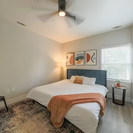 Apartment Chic 2br With Optional Parking Mins To Music Row, Vanderbilt & Broadway Nashville