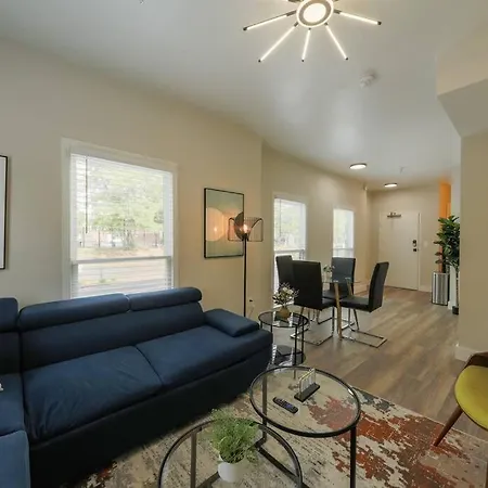 Comfy 1br With King Bed And Optional Parking Near Gulch & Midtown Walk To The Parthenon * Nashville