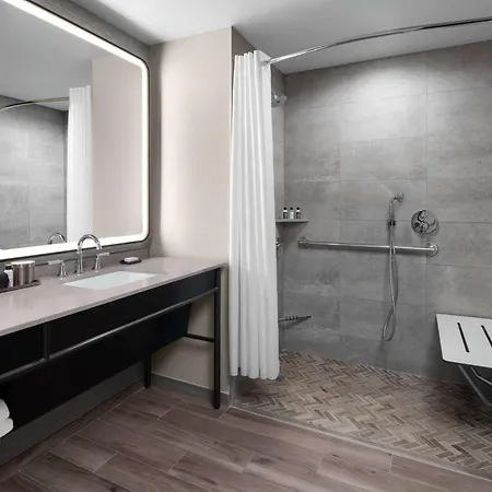 Fraye Nashville, Curio Collection By Hilton