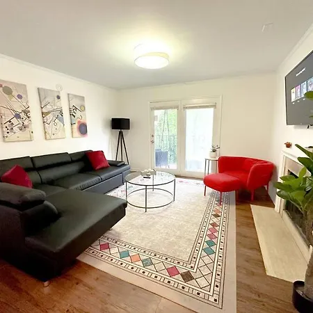 Apartment Luxury 2br In Midtown With Patio-balcony & Optional Parking Near Broadway, Vanderbilt & Centennial Park Nashville