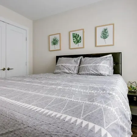 Modern Townhome, Large Game With Ping Pong, 10min To Downtown! Sleeps 10! Nashville